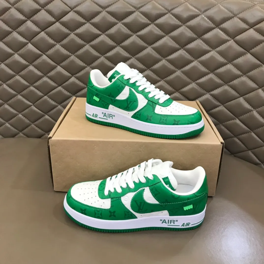 Men's shoes 💰p420 "*OUIS *UITTO*" x OFF-WHITE x Nike tripartite collaboration! Trendy and cool men's casual sports shoes with unrivaled color matching. The design idea basically continues the style of THE TEN. The Swoosh line and tongue label have a very familiar visual effect and are both fashionable and trendy! A must-have for fashionistas! The effect on your feet is absolutely stunning! Size: 38-45